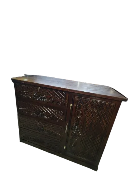 ওয়ারড্রোব বা কেবিনেট